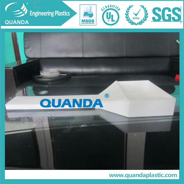 Materials hopper