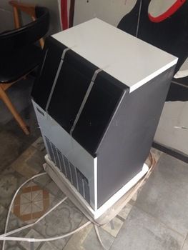 2015 High quality ice making machine