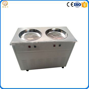 Single pan fry ice cream machine with topping pans