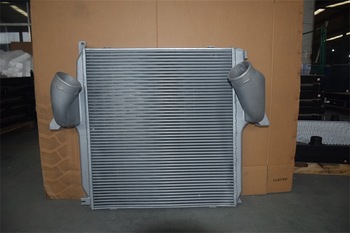 Hotsale OEM Plate <font color='red'>Fin</font> Heavy Duty <font color='red'>Truck</font> <font color='red'>Intercooler</font> for Mercedes 9425010201