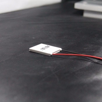 30 30mm Miniature Thermoelectric module peltier C TES1 12704