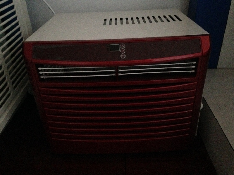Window air conditioner with CE ROHS