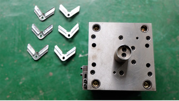 Highly recommend TDC flange corner die,TDF flange corner mould for air duct