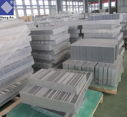 China Factory Prices Customized Bar Plate Aluminum Radiator Assembly and Radiator Core