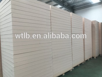 Insulation board phenolic foam