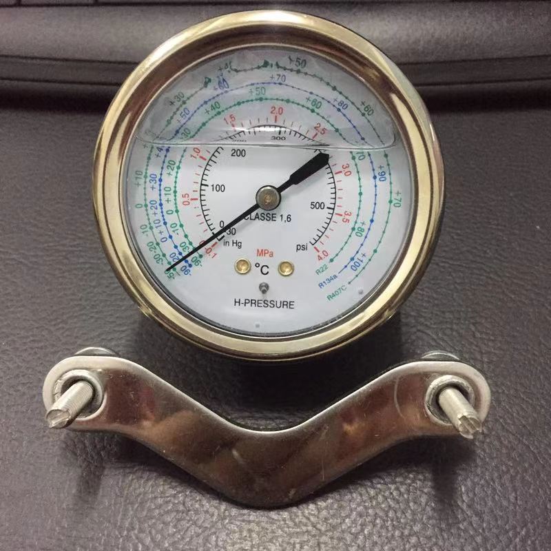 Y60ZT pressure gauge with U-clamp
