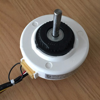 6W Single Phase Box Fan Cold Bath Room Master Fan Motor