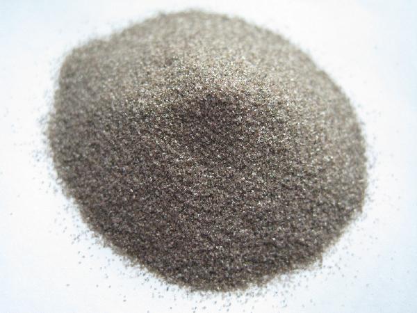 Brown fused alumina/aluminium oxide grains for sandblasting and grinding mental