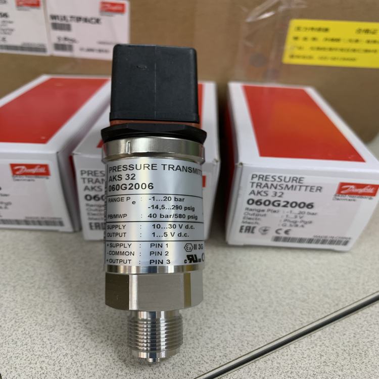 AKS32-060G2006,060G2007 Danfoss Pressure transmitter