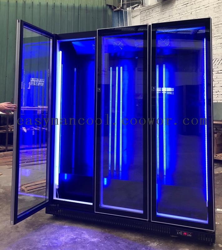 Black Swing Door Freezer , 3 Door Display Refrigerator +2℃~+10℃ Temperature Range