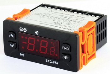 microcomputer temperature controller ETC-974