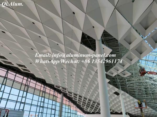 Advantages and applications of wave aluminum panel