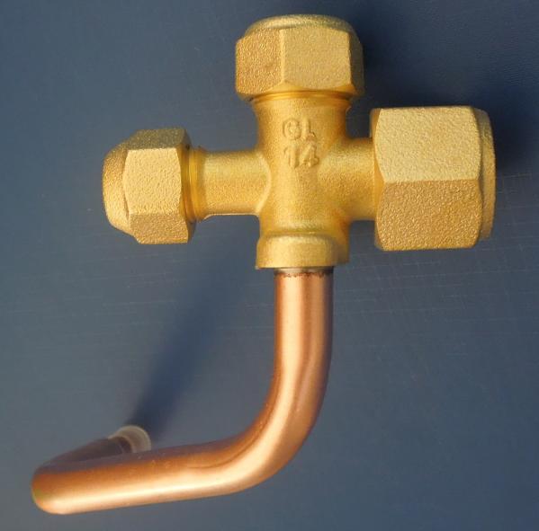 SERVICE VALVE