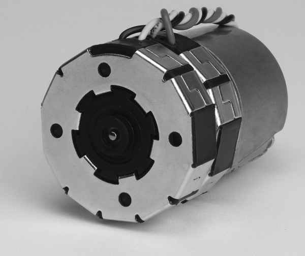 Synchronous motor with spur geared MTR3bB