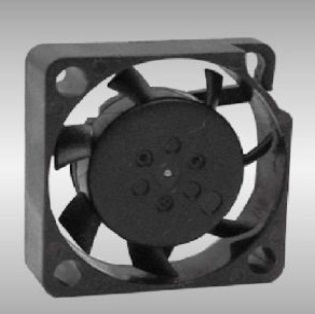 Mini DC 12V Low Noise Fan