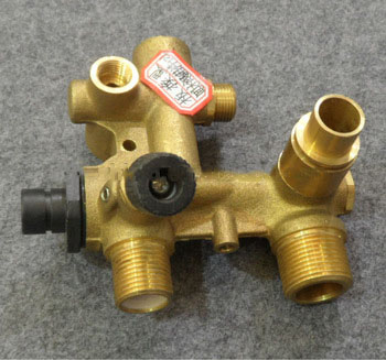 Brass Valve Inlet Outlet Water Valve