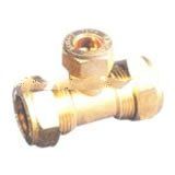 compression reducing tee brass fitting
