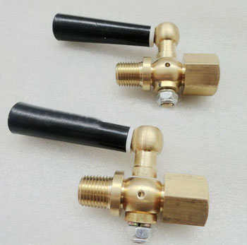 Brass pressure gauge plug valve