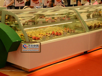13DW The 5th generation refrigerating showcase for displaying cakes with arc glass