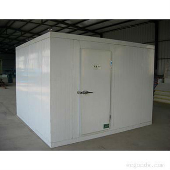 Potato cold storage with temperature control system