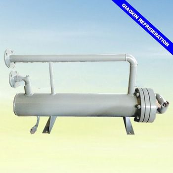U shaped double circuit shell and tube evaporator for refrigeration system