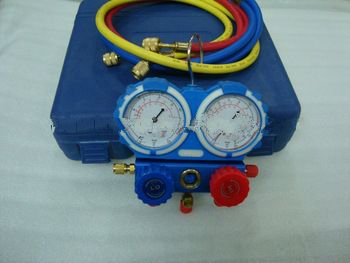 double manifold and gague with charging house for air conditoner