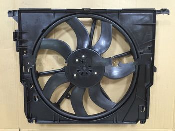 For BMW Auto Radiator Electric Fan 17427589028