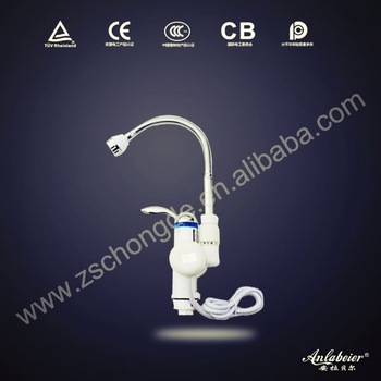 kitchen faucet with <font color='red'>swivel</font> spout