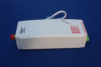 <font color='red'>Modern</font> design <font color='red'>fashion</font> electric instant water heater with CB