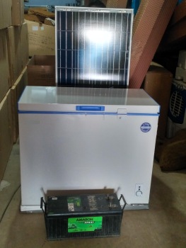 Solar powered energy deep battery powered freezer solar 12V DC deep freezer 200Liters