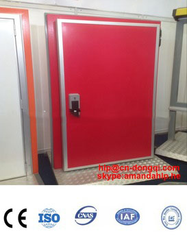 Economical and high quality cold room door for cold storage building