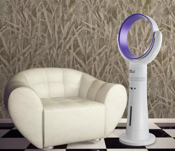 LIANGSHIFU Energy saving Remote Control Floor Cooling Fan Water spray fan 5A