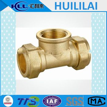 Copper pipe fitting with different size tee head