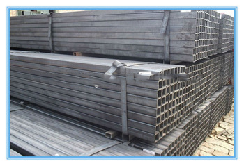 China manufacturer hot dipped galvanized perforated square tube