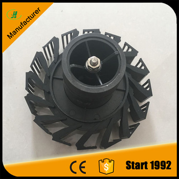 Variable flow cooling tower nozzle