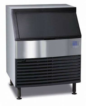 Bullet Ice Machine in Catering Equipment 220P