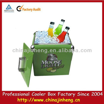 Classic wine cooler box