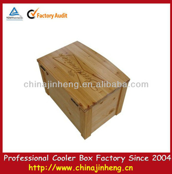 Wood ice cooler box