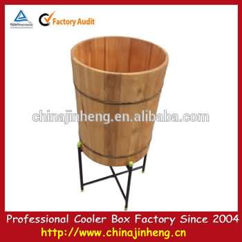 Wooden barrel cooler