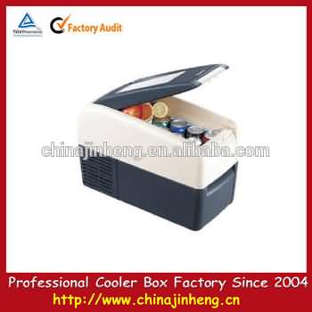 hot sale and new product of car mini refrigerator,dc 12v car portable fridge freezer refrigerator