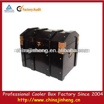 Wood stubby can cooler