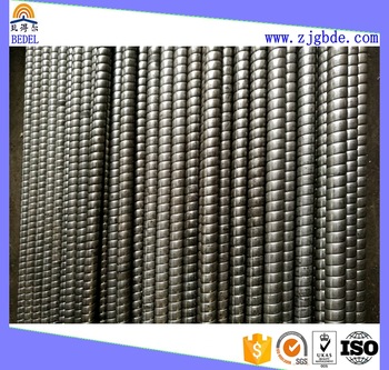 Variable shape thermal heat exchange spiral finned tube